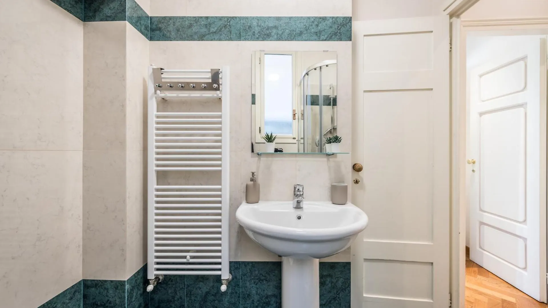 5 Min Duomo Magnificent Home Florence Apartment